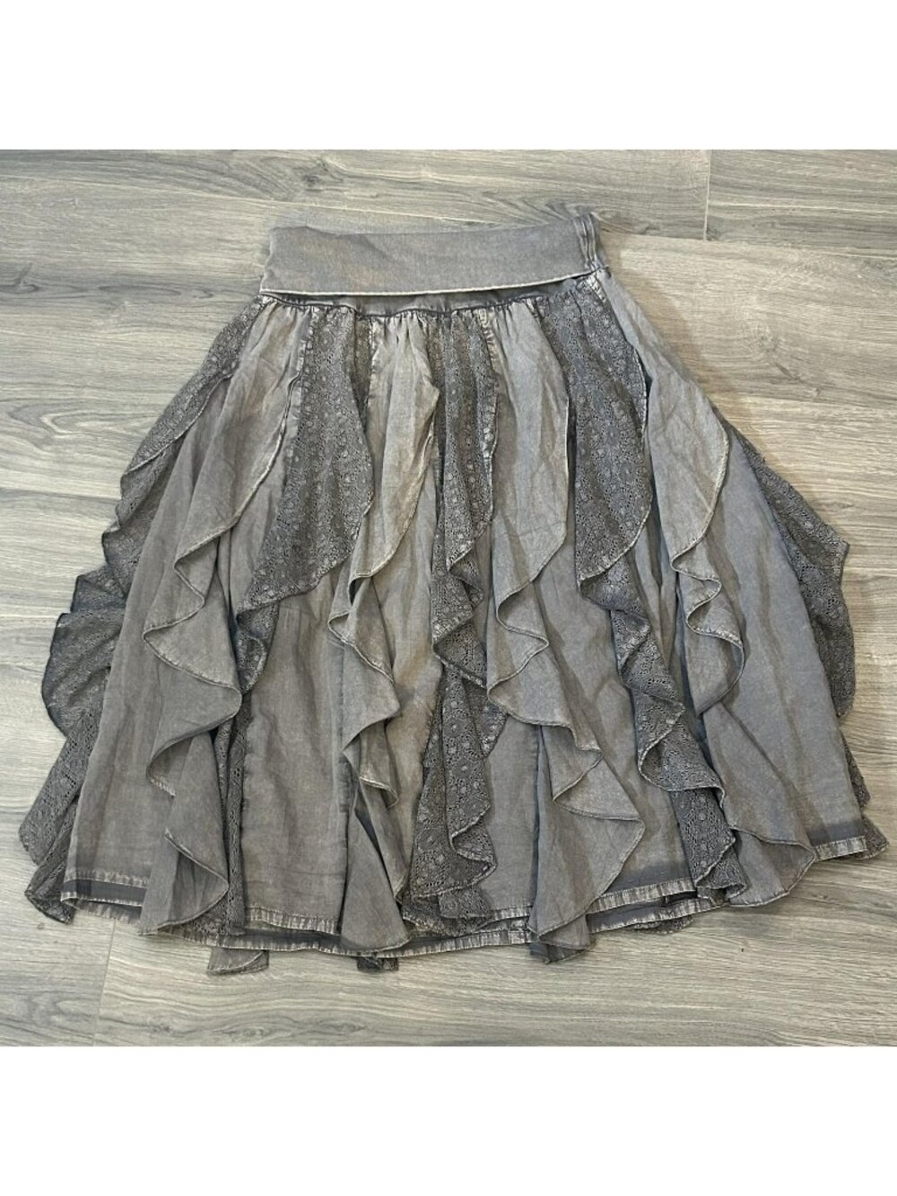 The Pyramid Collection Skirt Womens M Gray Layered Lace Ruffle Midi Peasant Boho